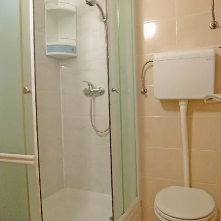 Apartment Mladen Njivice