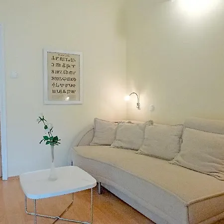 Mladen Apartment *